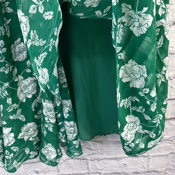 Lulus Ximena Green Floral Print Ruffled Short Sleeve Mini Dress size M - Picture 6 of 11
